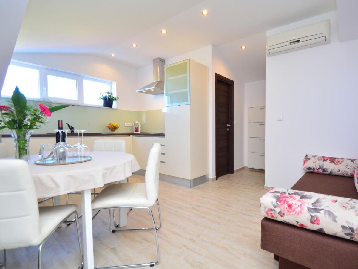 Apartment Rina-3 By Interhome Vodice Luaran gambar